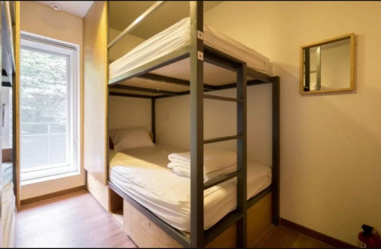 Easytrip Guesthouse Сеул Екстериор снимка